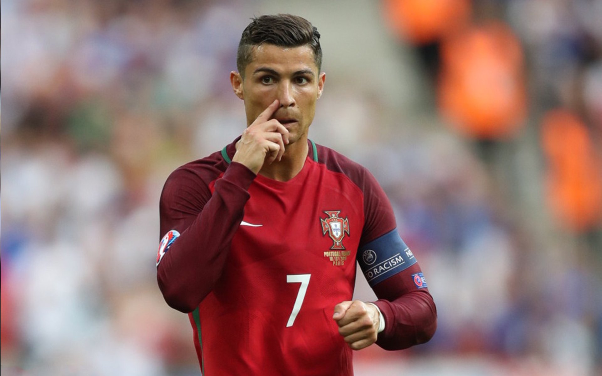 赛道逆转之夜，拉塞尔惊艳四座，阿斯顿马丁历史性超越法拉利